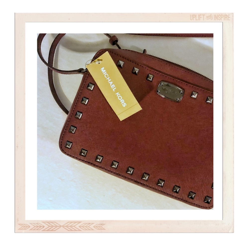 ⭐️Michael Kors⭐️ Stud Leather Crossbody Purse